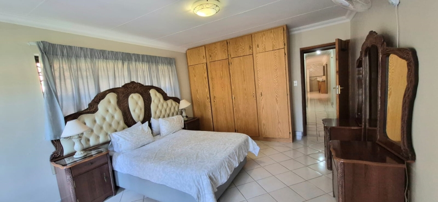 11 Bedroom Property for Sale in Groot Marico North West